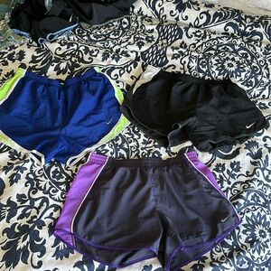 Nike women’s tempo running shorts
